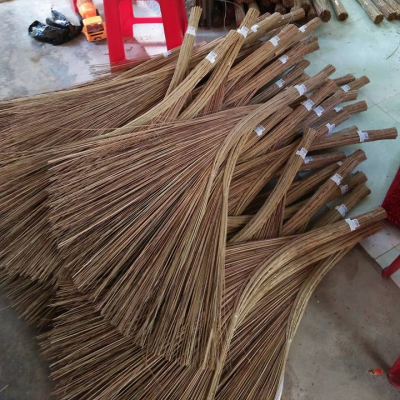 RAW MATERIAL BROOM, COCONUT BROOM, GRASS BROOM Vivian Ha +84 33 88 20 462